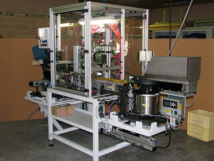 Photo d’une Machine d’Assemblage de Concept-Automation - Tous droits réservés